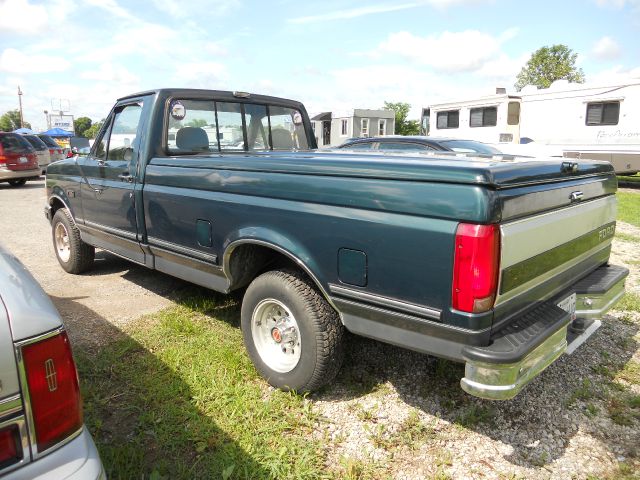 Ford F-150 1992 photo 2