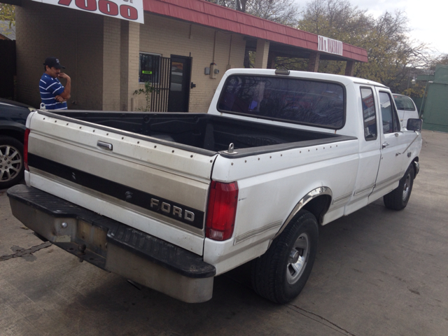 Ford F-150 1993 photo 3