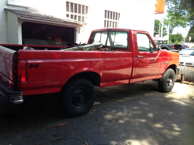 Ford F-150 1993 photo 2