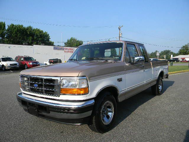 Ford F-150 1996 photo 2