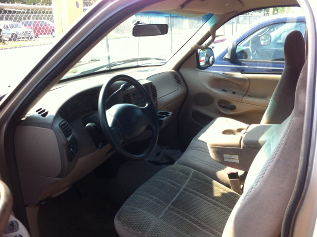 Ford F-150 1997 photo 2