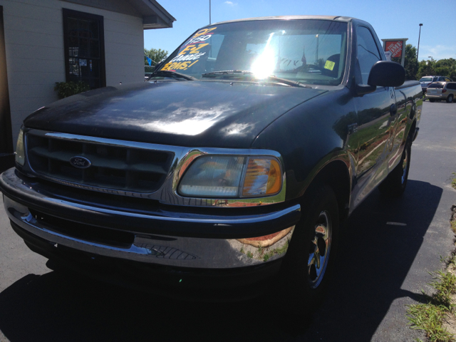 Ford F-150 1997 photo 1