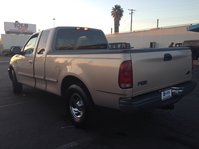 Ford F-150 1998 photo 1