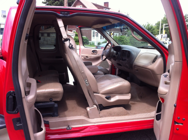 Ford F-150 1999 photo 2