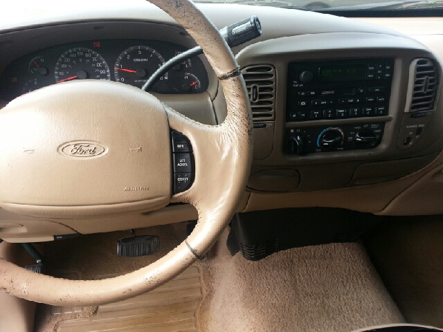 Ford F-150 1999 photo 1