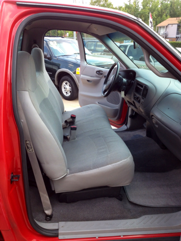 Ford F-150 1999 photo 2