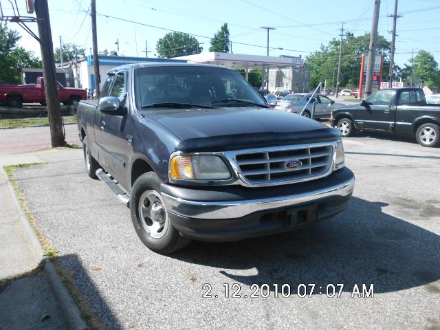 Ford F-150 1999 photo 2