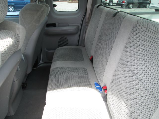 Ford F-150 2001 photo 4