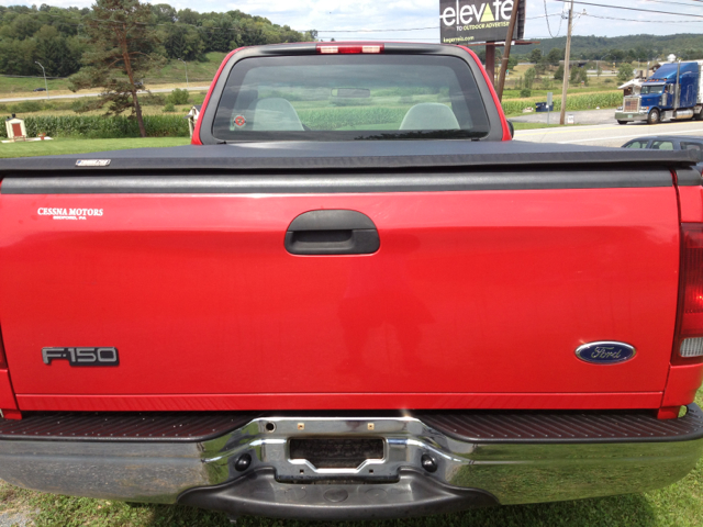 Ford F-150 2001 photo 2