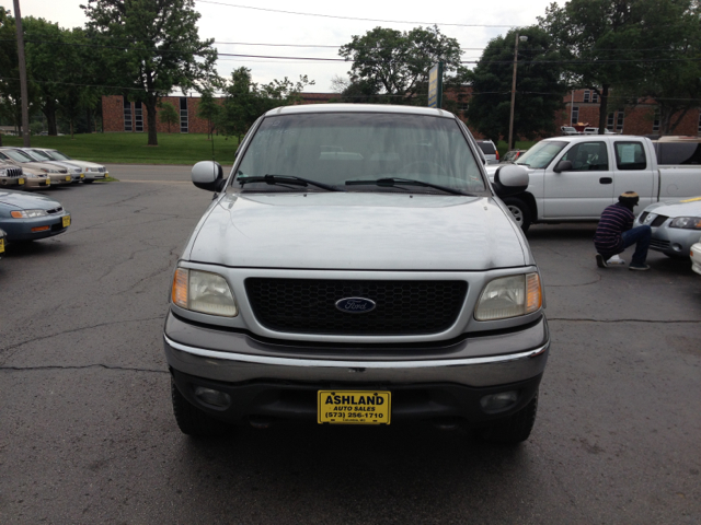 Ford F-150 2002 photo 11