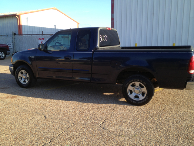 Ford F-150 LT Z-71 Crew Cab 4x4 Pickup Truck