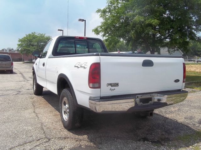 Ford F-150 Eddie Baurer - Liquidator Pickup Truck