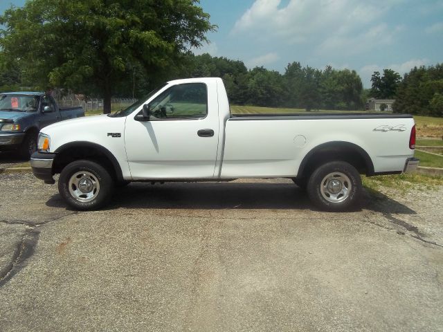Ford F-150 2002 photo 2