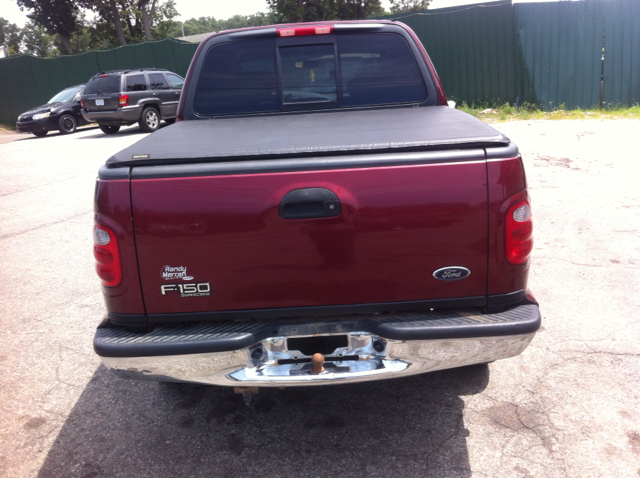 Ford F-150 2500 SL Pickup Truck