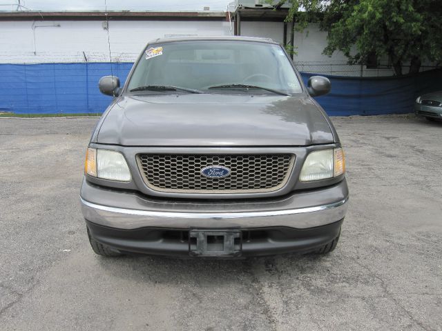 Ford F-150 2003 photo 1