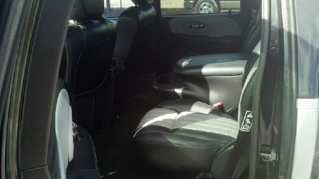 Ford F-150 2003 photo 2