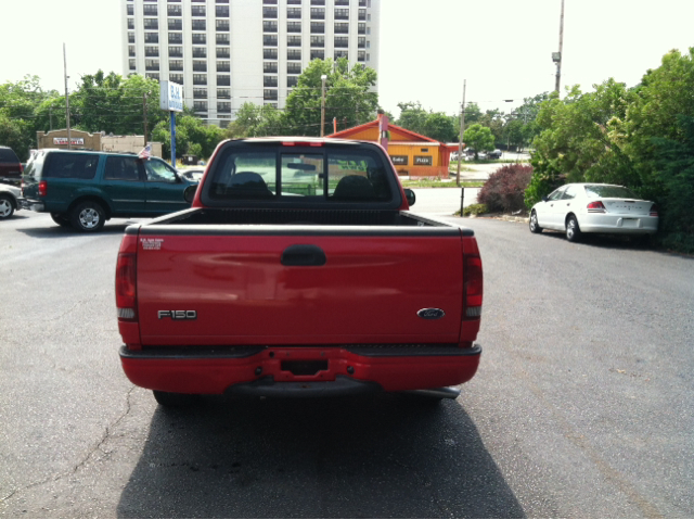 Ford F-150 2003 photo 2