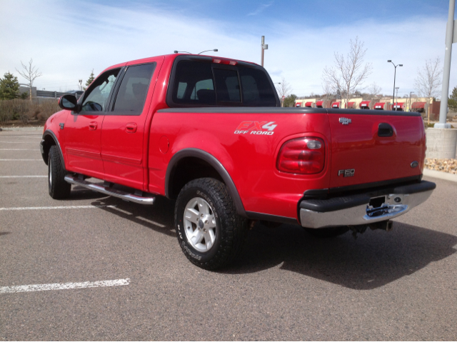 Ford F-150 2500 SL Pickup Truck