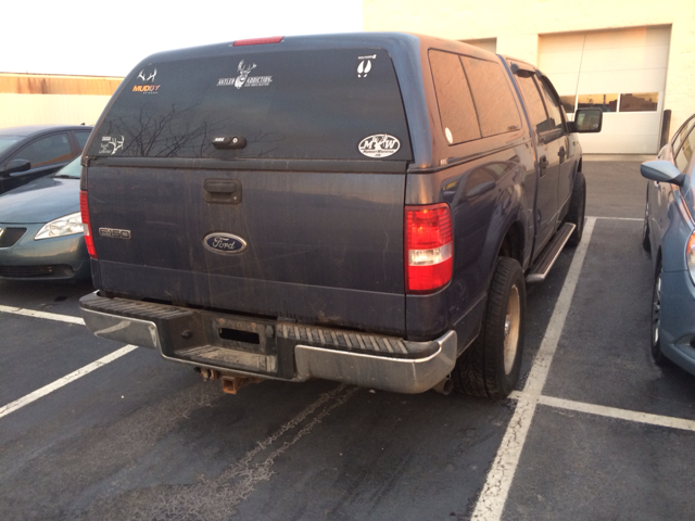 Ford F-150 2500 SL Pickup Truck