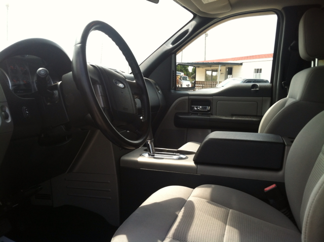 Ford F-150 2004 photo 2