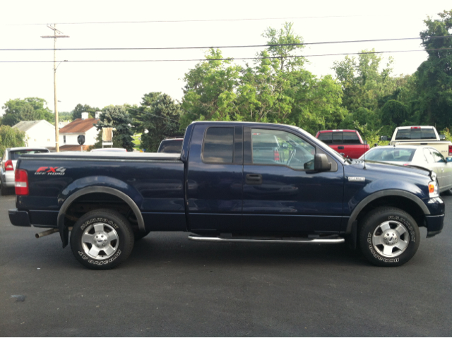 Ford F-150 XLT Supercrew Short Bed 2WD Pickup Truck
