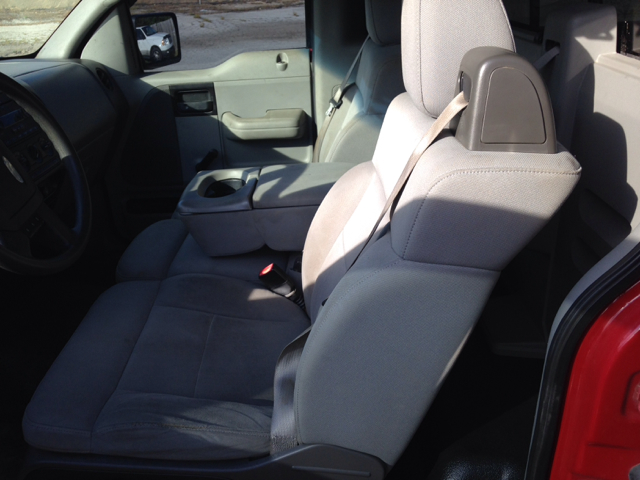 Ford F-150 2005 photo 2