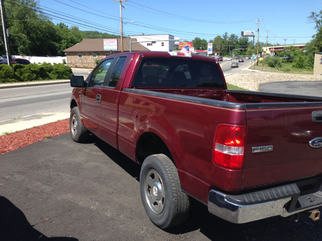 Ford F-150 2005 photo 2