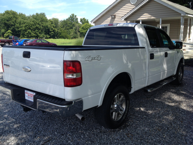 Ford F-150 XLT Supercrew Short Bed 2WD Pickup Truck