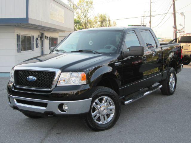 Ford F-150 T6 AWD 7-passenger Leather Moonroof Pickup Truck