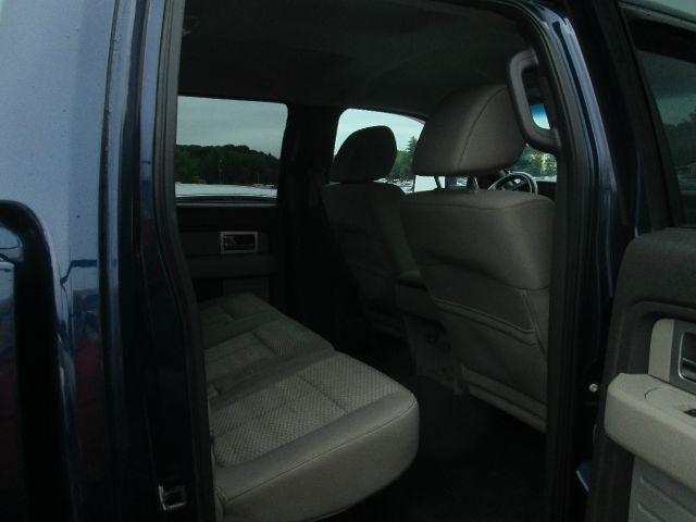 Ford F-150 2010 photo 2