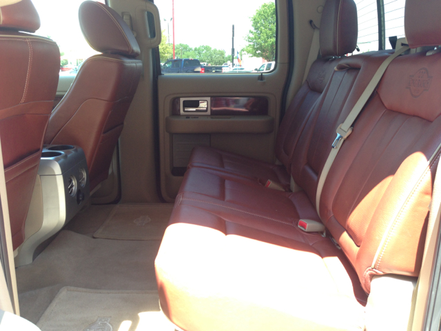 Ford F-150 2010 photo 2