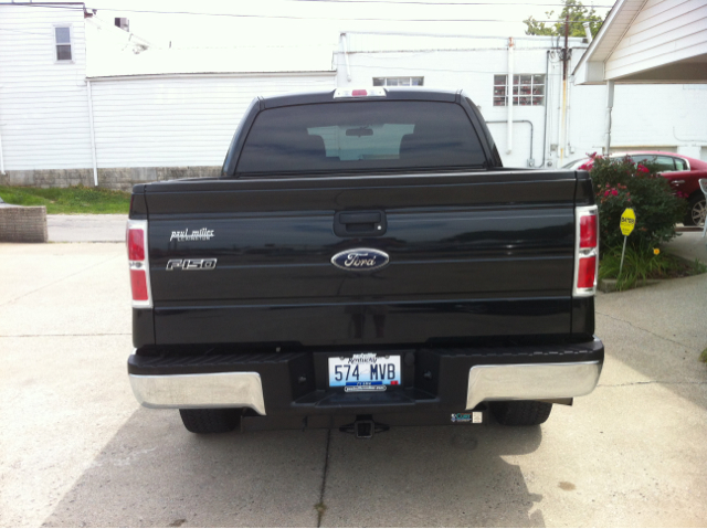 Ford F-150 2010 photo 1