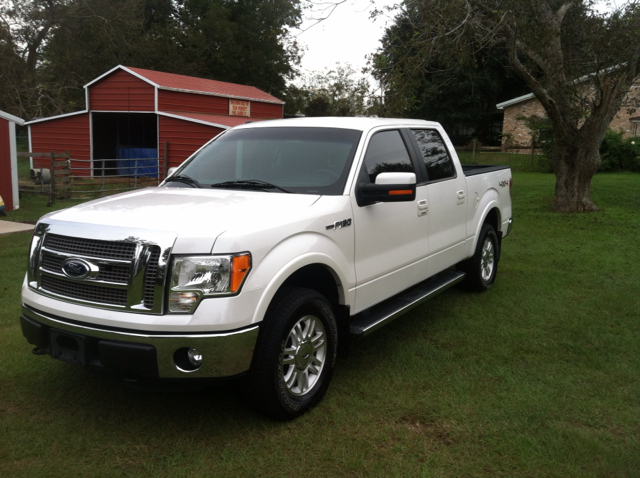Ford F-150 2011 photo 2