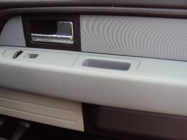 Ford F-150 2012 photo 2