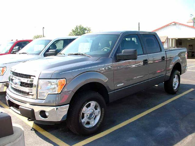 Ford F-150 K1500 Lt Pickup Truck