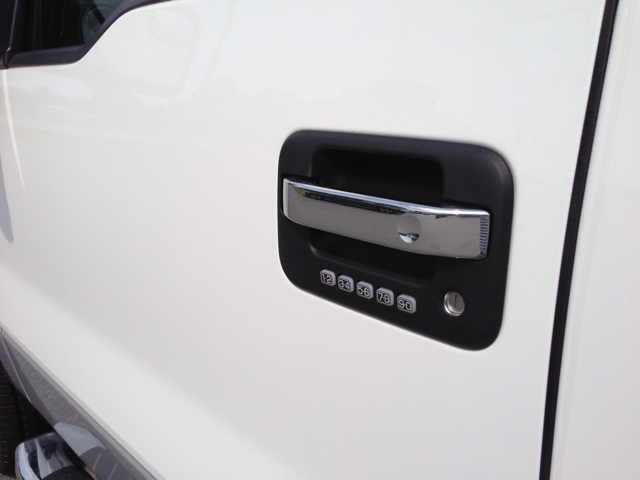 Ford F-150 2013 photo 0