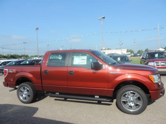 Ford F-150 DUMP 4X4 Pickup Truck