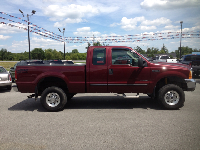 Ford F-250 SD SLT 1 Ton Dually 4dr 35 Pickup Truck
