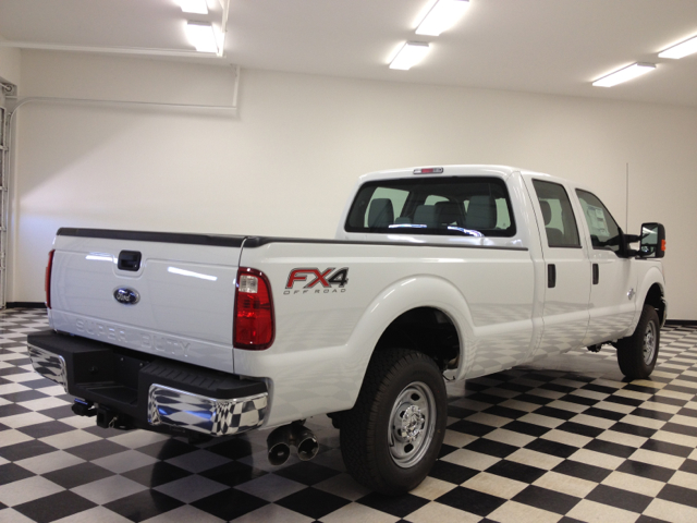 Ford F-250 SD 2014 photo 2