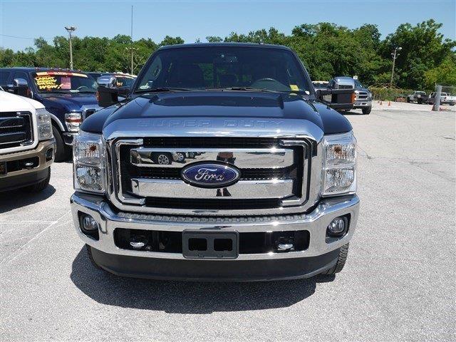 Ford F-250 Super Duty Sport 4WD Pickup Truck