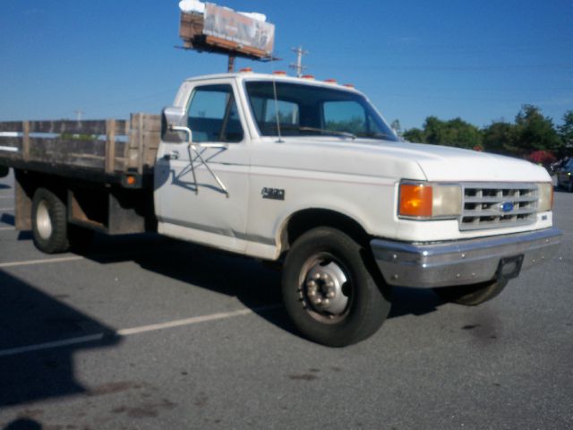 Ford F-350 1989 photo 4