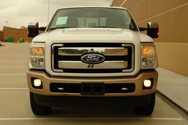 Ford F-350 2011 photo 4