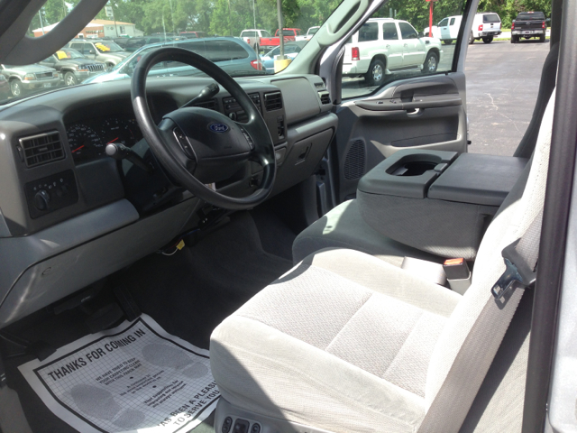 Ford F-350 SD 2004 photo 2