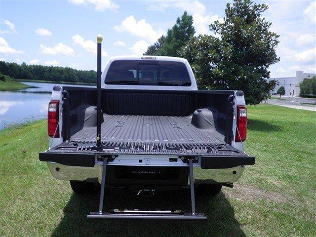Ford F-350 Super Duty 2015 photo 4