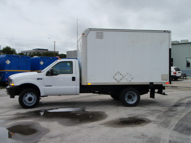 Ford F-450 2002 photo 0