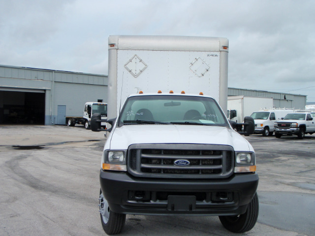 Ford F-450 2002 photo 2