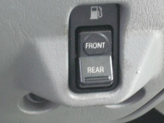 Ford F-450 Riviera Box Truck