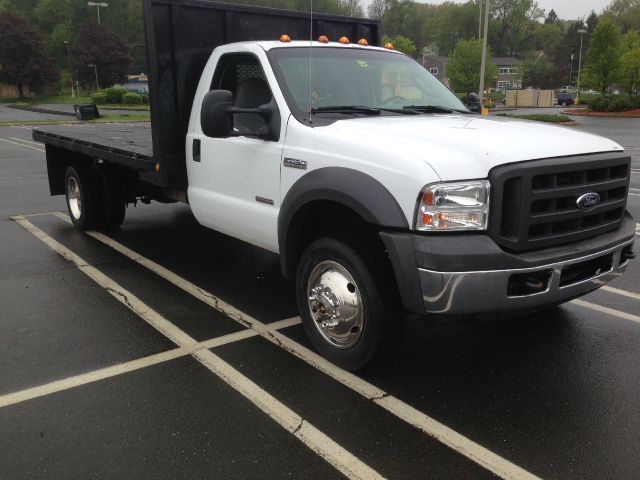 Ford F-550 2005 photo 2