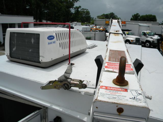 Ford F-550 2005 photo 1