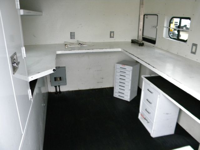 Ford F-550 2005 photo 10